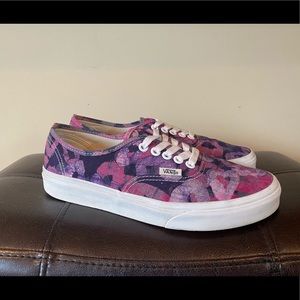 Vans Authentic Della Collection Hearts Pattern